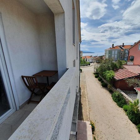 Apartmani Bozic-Tokic Крк Экстерьер фото